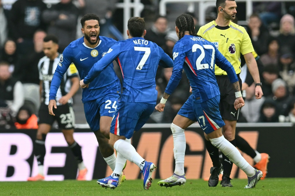 Chelsea recupera e consegue empate 2 a 2 fora de casa frente ao Newcastle