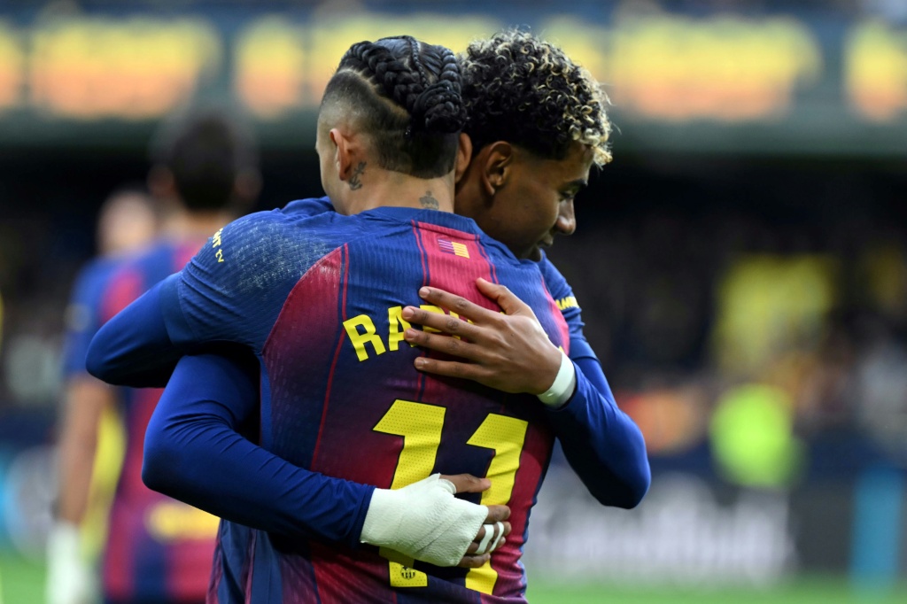 Espagne : FC Barcelone s impose face a Villarreal et bouclera l annee en leader