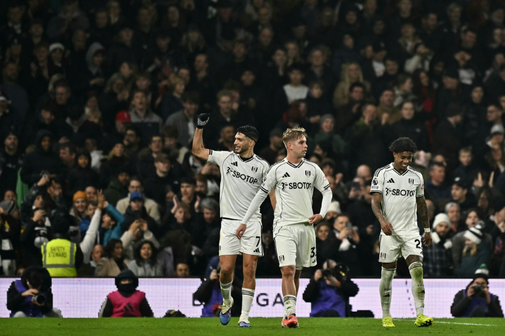 Fulham derrota Nottingham Forest por 1-0 e distancia-se da zona de despromoção na Premier League