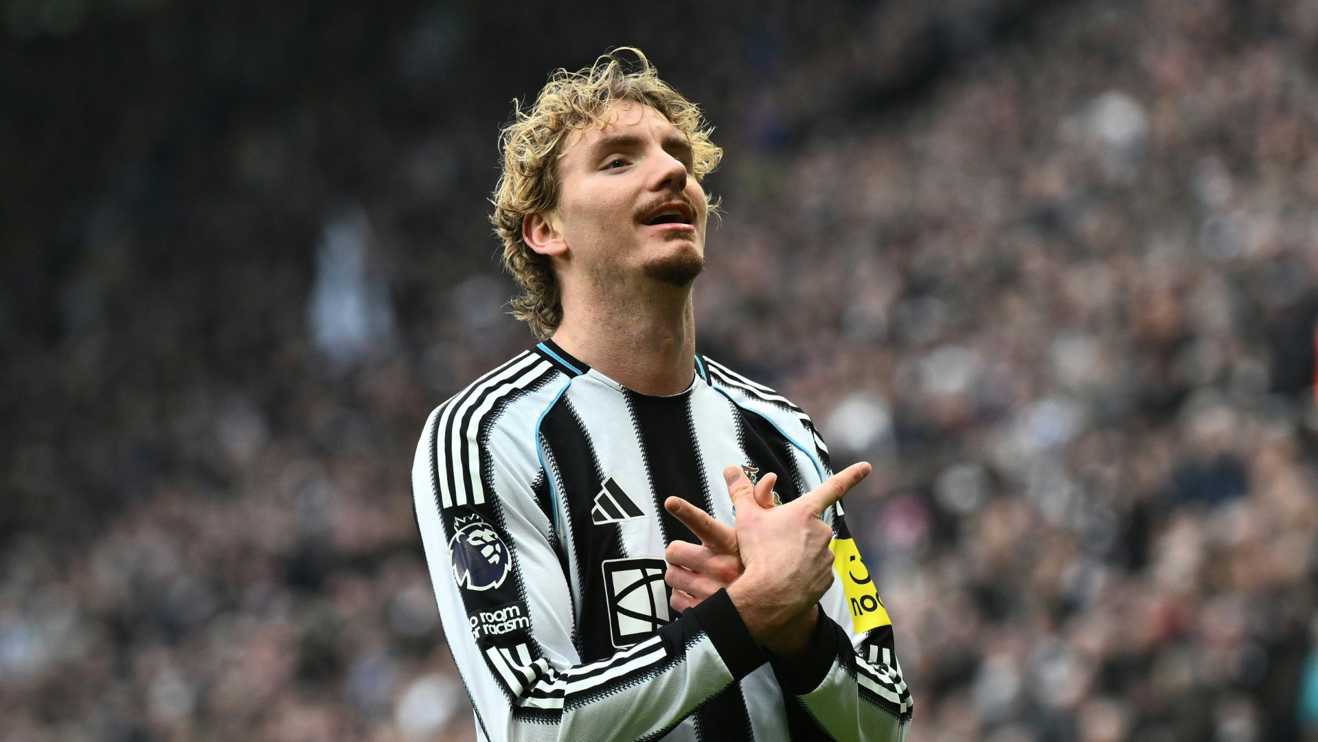 Woltemade als Publikumsliebling? Fans jubeln riesig über ihn