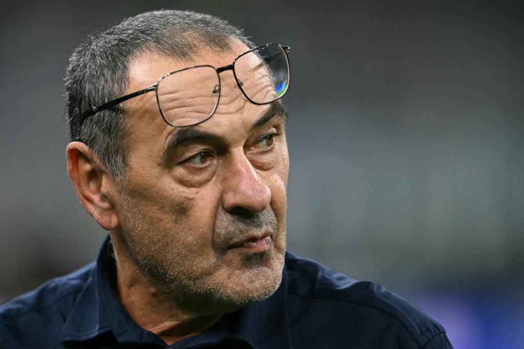 Maurizio Sarri, técnico del Lazio, sometido a cirugía cardíaca con éxito