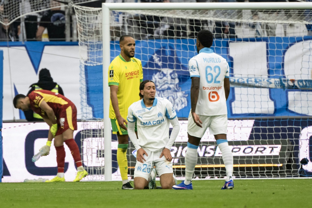 Ligue 1: Échec de l'OM face à Nantes, PSG triomphe dans le derby parisien