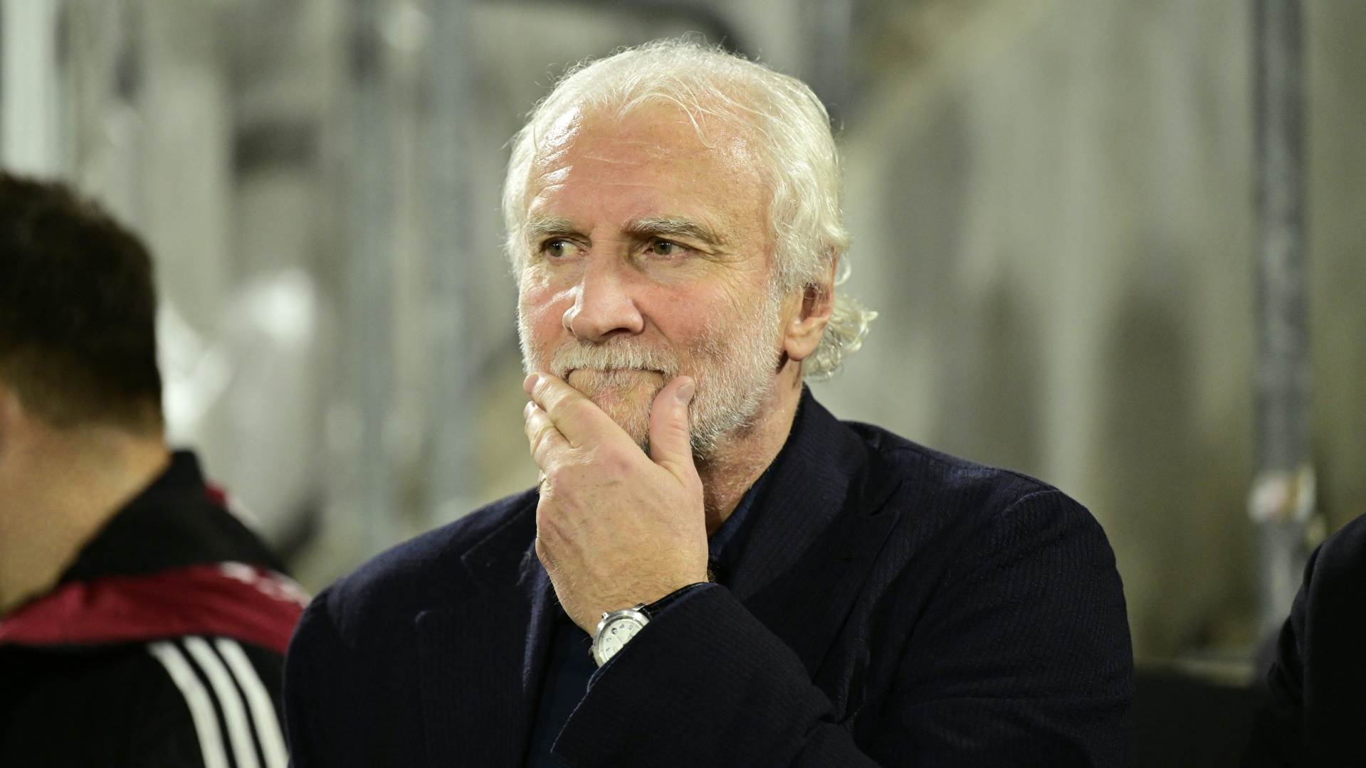 Völler moechte politische Diskussionen vom DFB Kader fernhalten