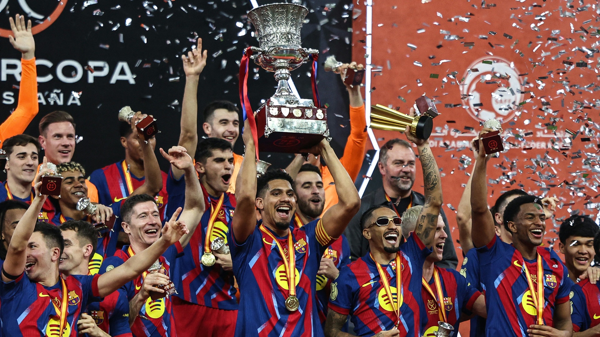 Triumph im Supercup: Hohes Lob für den meisterhaften Flick