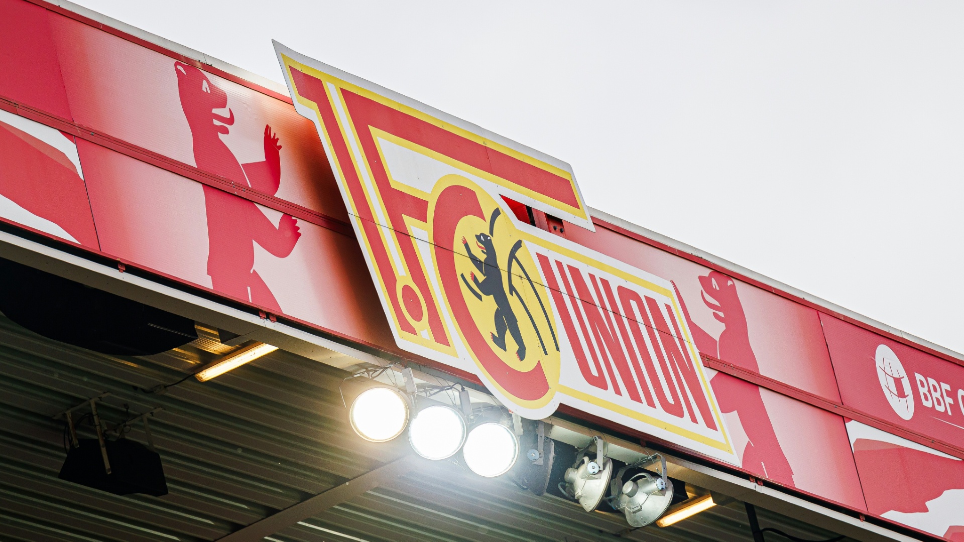 Union Berlin erzielt erneut Rekordumsatz, Rückgang geplant