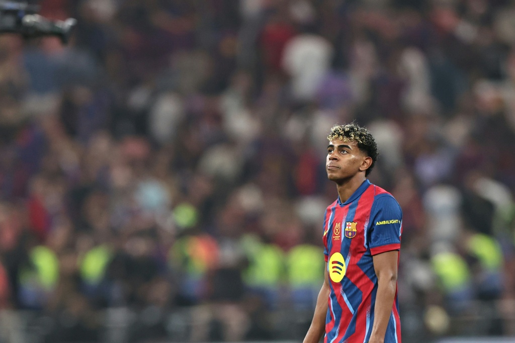 Barcelona sem convencer derrota equipa da segunda divisao e avanca na Taca do Rei