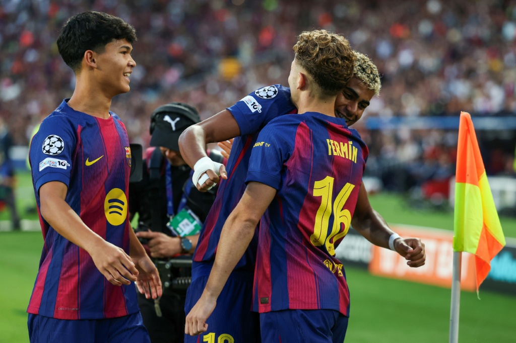 Flick del Barcellona esorta a maggiore fedeltà dopo voci su partenza di Dro