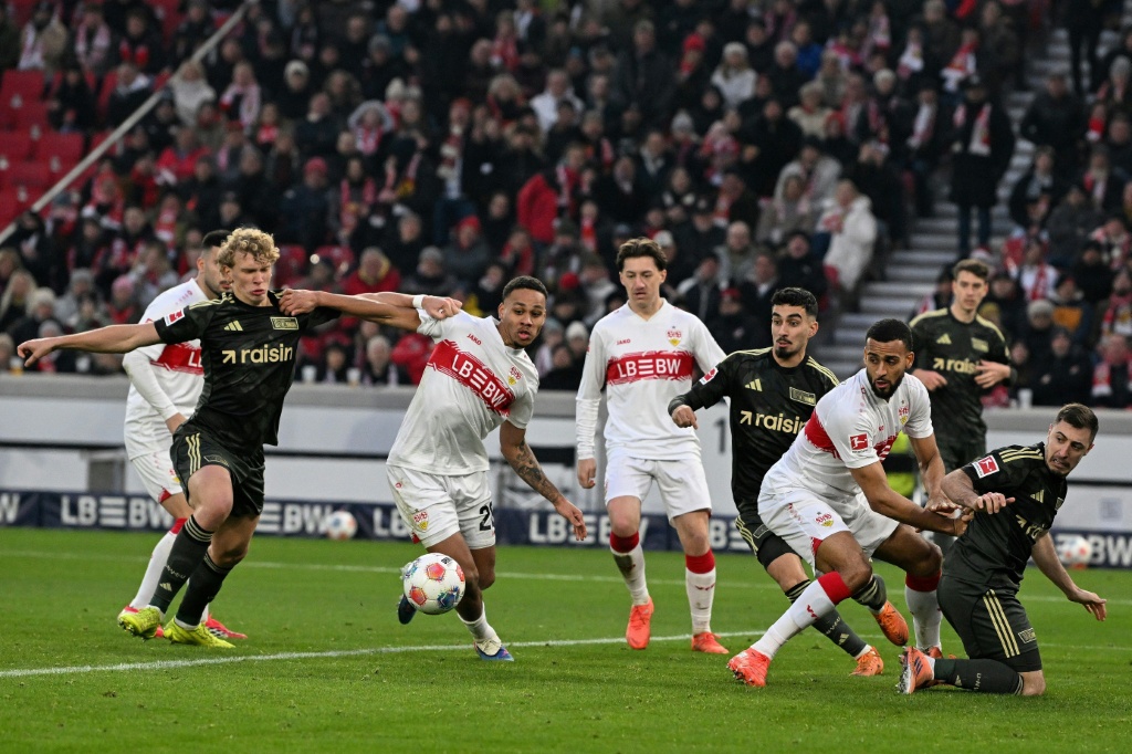 Stuttgart iguala ante el Unión Berlín y se queda sin el podio