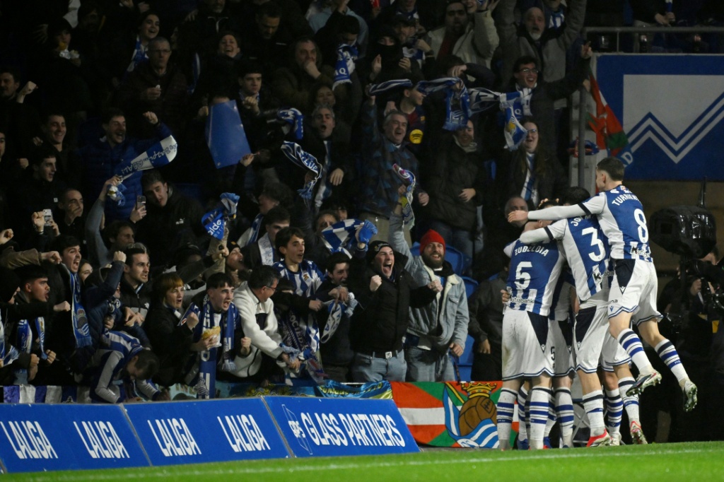 El Barça tropieza ante la Real Sociedad e intensifica la pugna por LaLiga