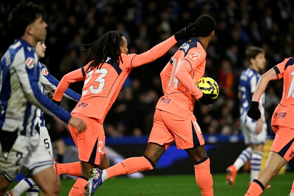 Barcelona cae frente a la Real Sociedad e intensifica la batalla por LaLiga