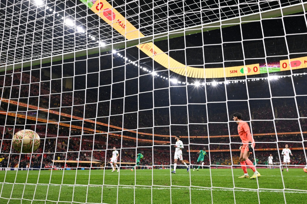 Infantino califica de inaceptable el desorden en la final de la Copa de Africa