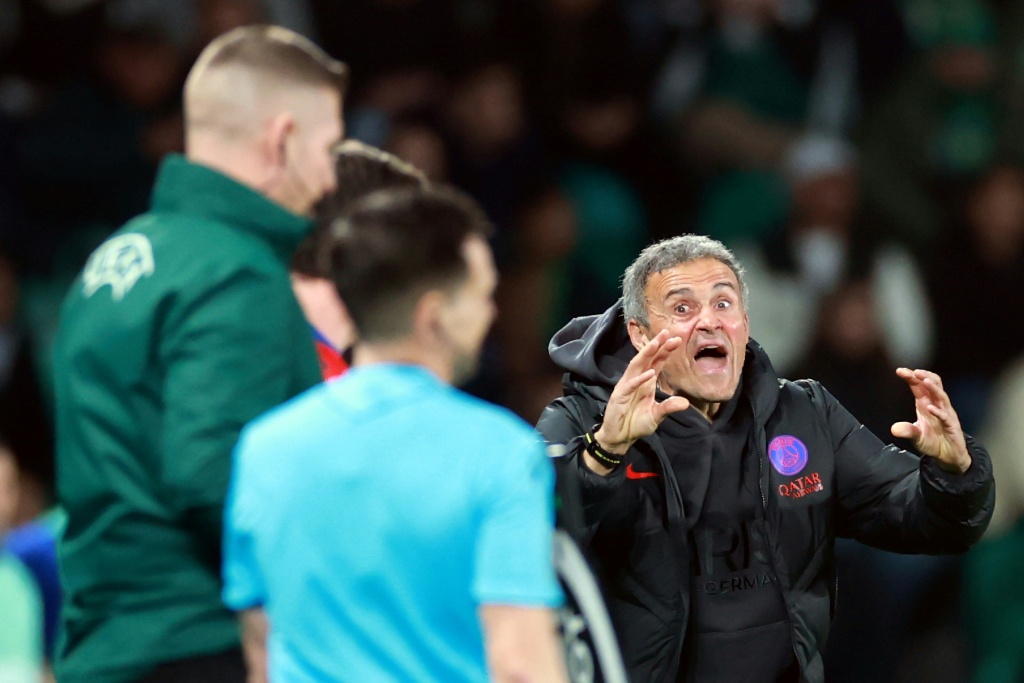 Ligue des champions : « Un score extrêmement injuste » pour le PSG, s'emporte Luis Enrique