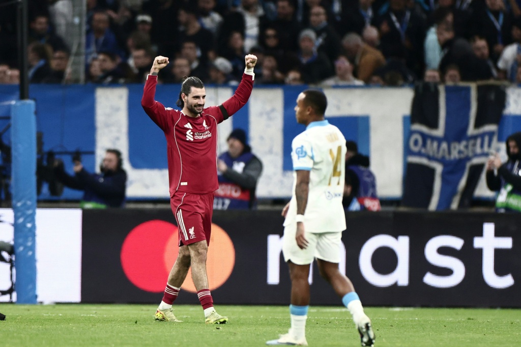 Liverpool domina al Marsella y roza los octavos en la Champions
