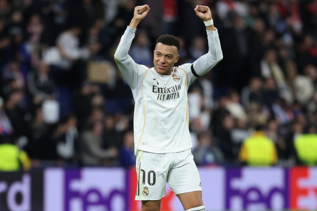 Real Madrid vede žebříček bohatství fotbalových klubů při vzestupu Liverpoolu