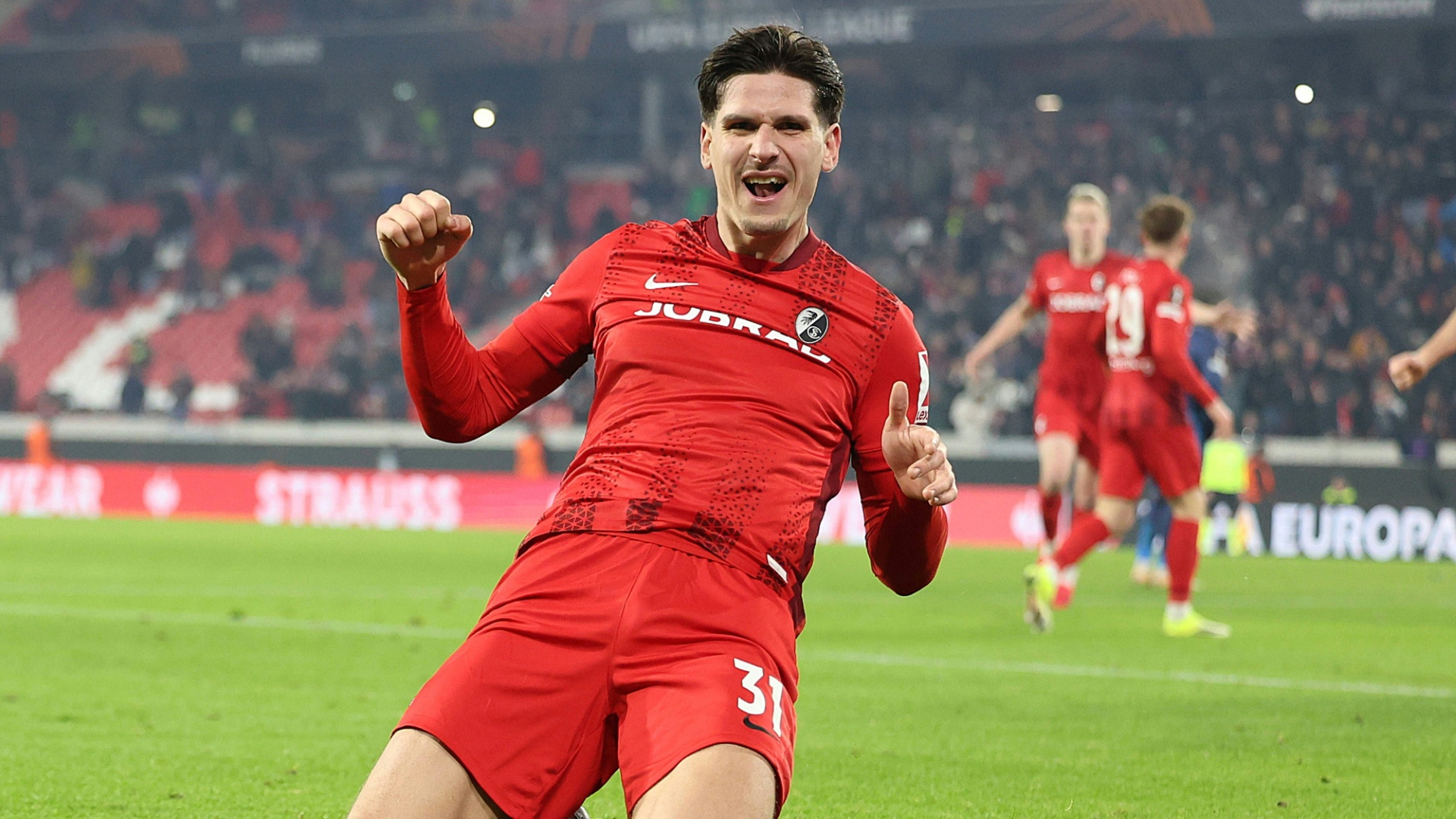 "Fantastisch": Matanovic führt Freiburg dicht ans Achtelfinale heran