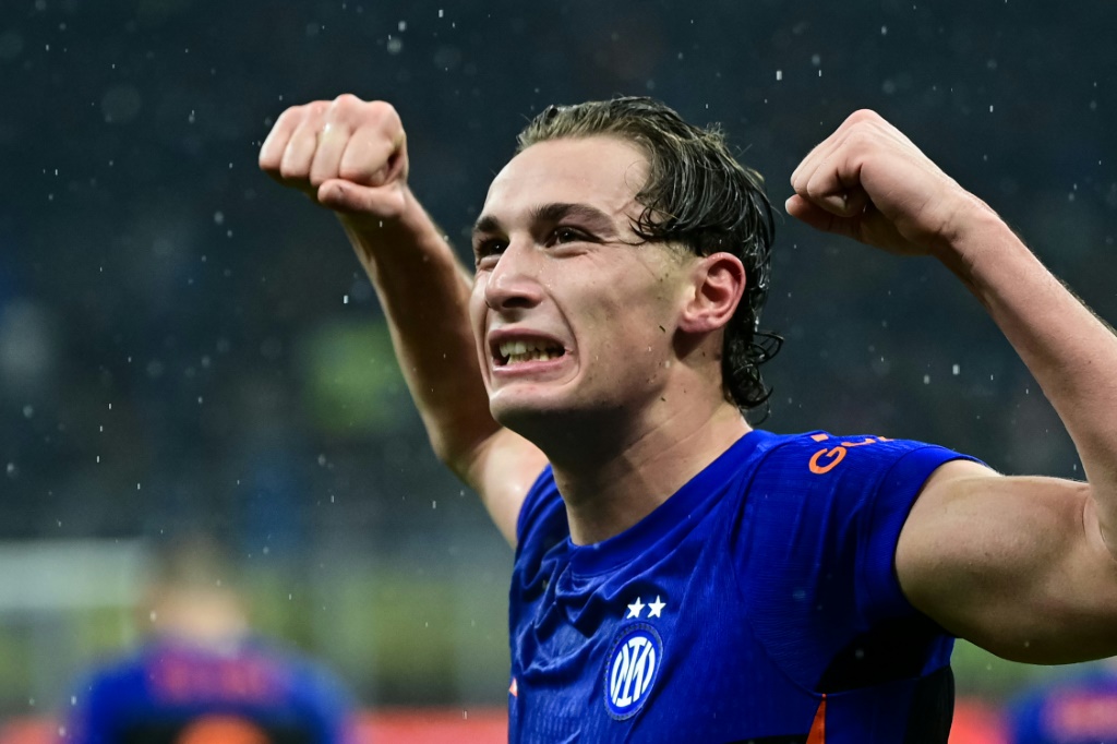 Inter bangkit dari ketinggalan dua gol untuk menghajar Pisa dan perpanjang keunggulan Serie A menjadi enam poin