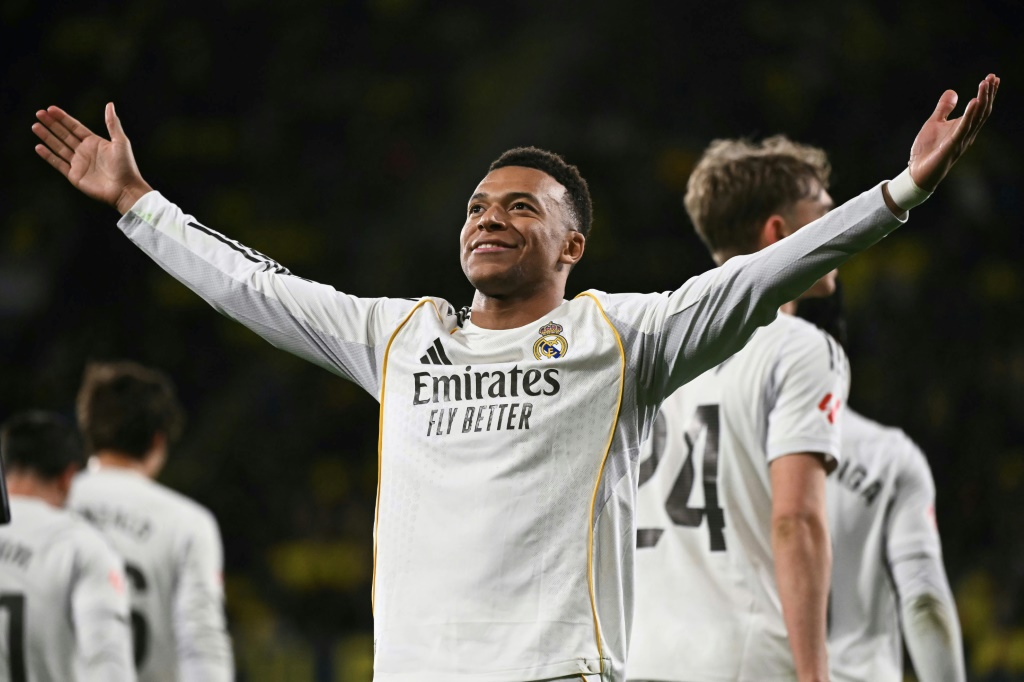 Espagne: Mbappé catapulte le Real Madrid en premier