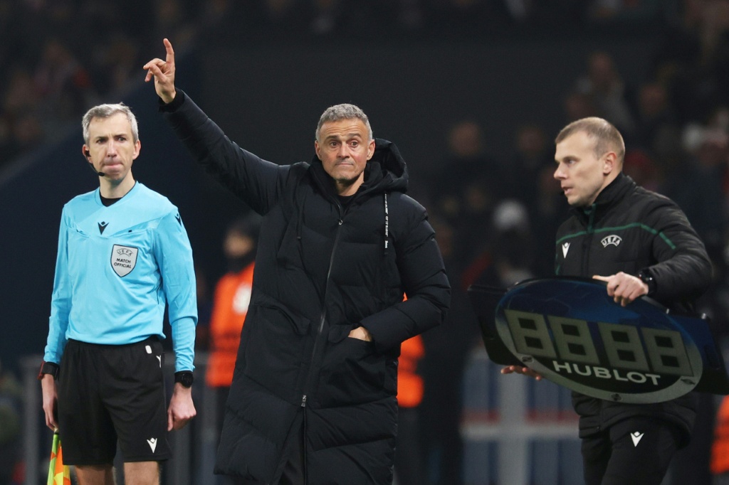 Campioni PSG soddisfatti di seguire la 'strada lunga' nei playoff di Champions League