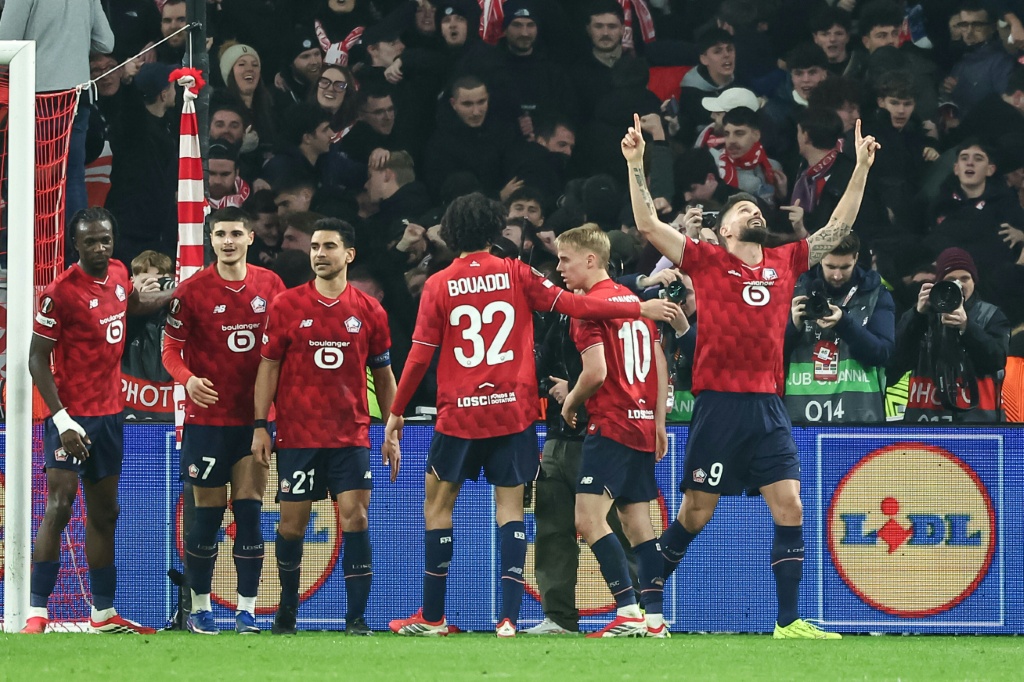 Ligue Europa Lille remporte une victoire étriquée face à Fribourg et se qualifie pour les barrages