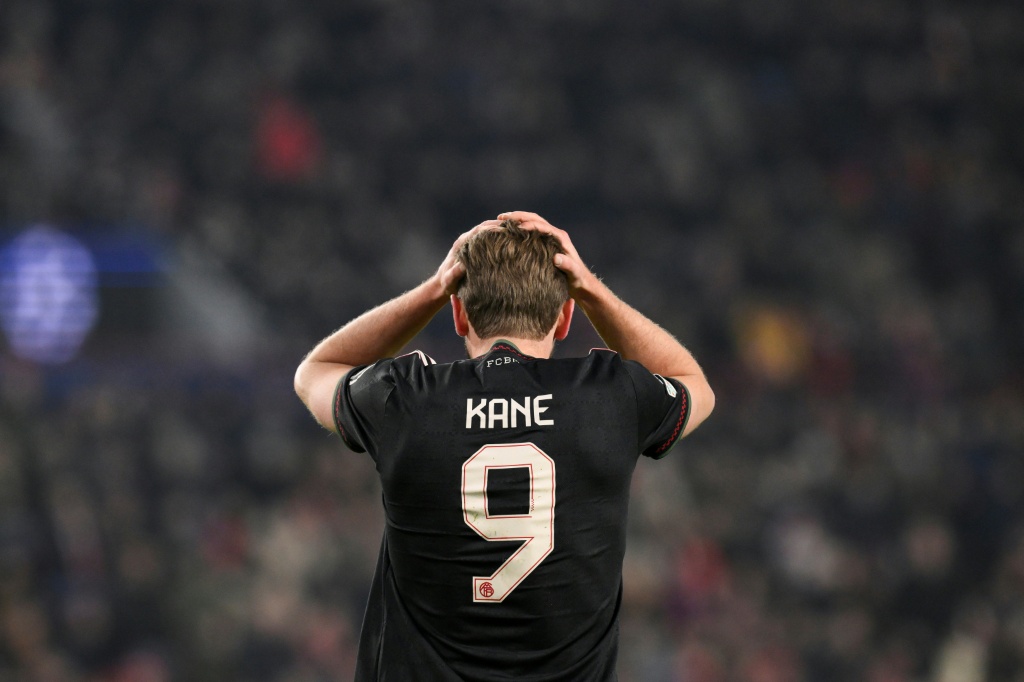 Bayern desloca-se a Hamburgo para impedir que o título da Bundesliga fique indefinido