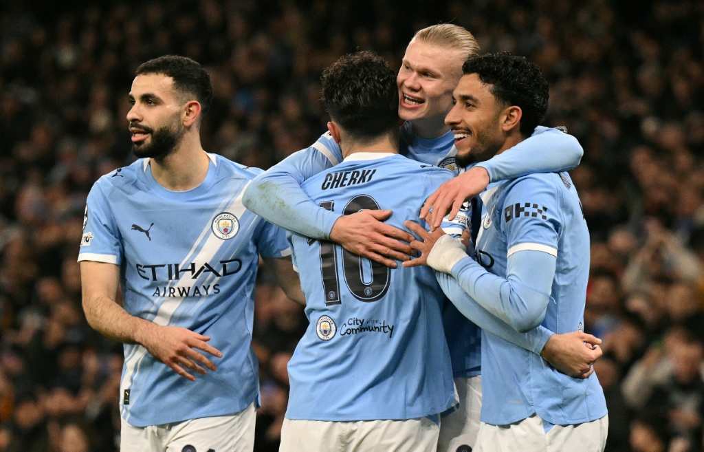 Lijnders spoort Man City aan om druk op te voeren op Arsenal in titelrace