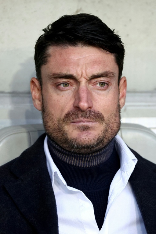 Albert Riera el español se convierte en el inesperado nuevo técnico del Eintracht Frankfurt