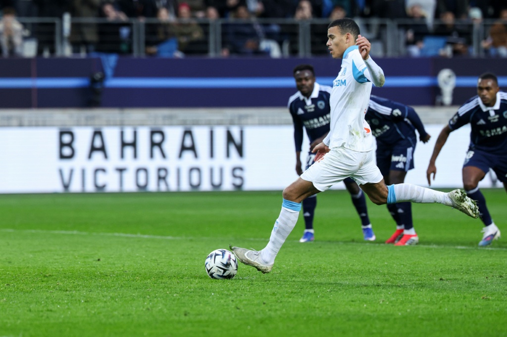 Marseille se zhroutil, Paris FC se vrátil do zápasu remízou