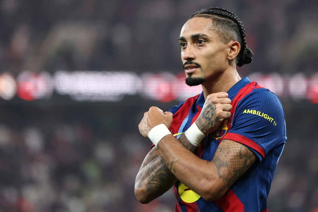 Raphinha com lesão muscular desfalca o Barcelona na Taça do Rei