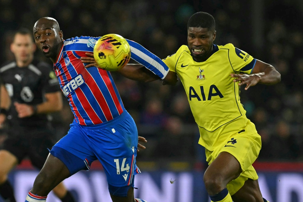 Italie l AC Milan abandonne le transfert de Mateta de Crystal Palace pour motifs medicaux