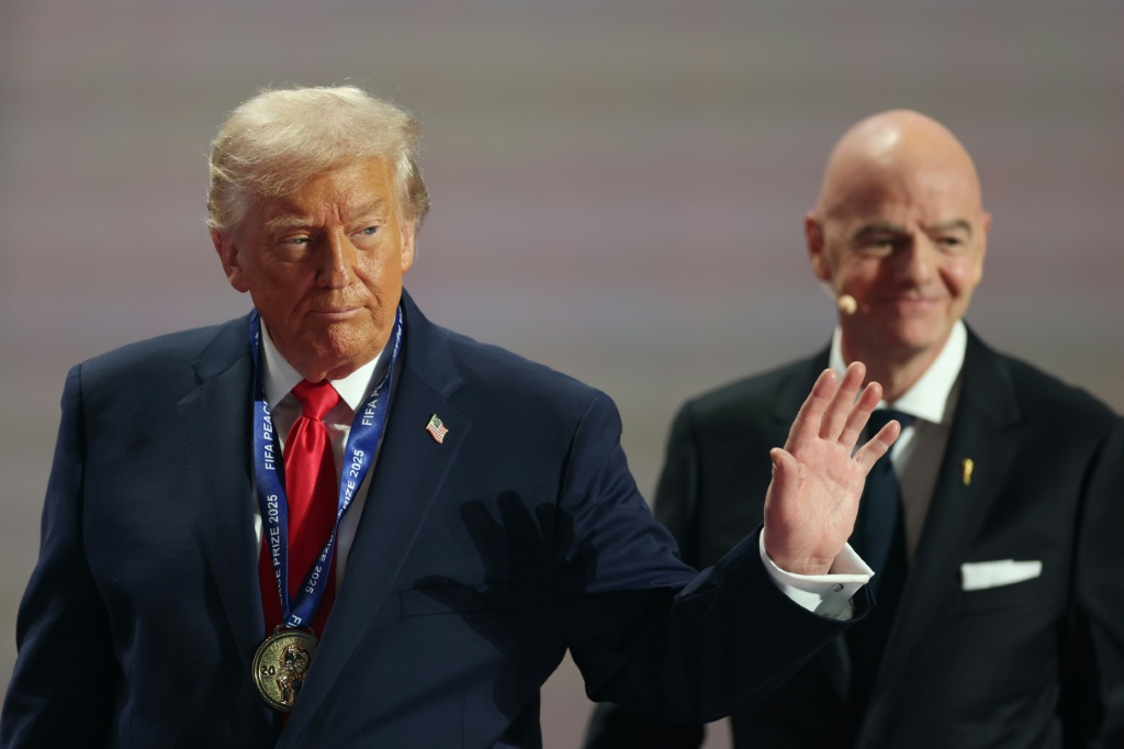 FIFA leader Infantino supports awarding peace honour to Trump