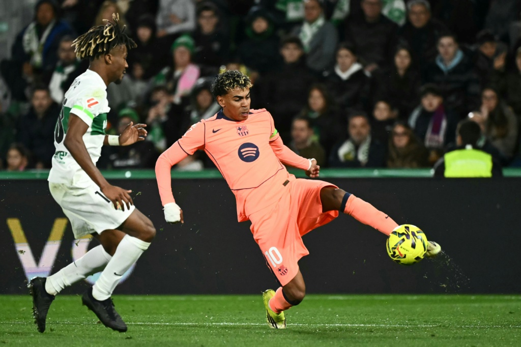 Regresso de Yamal reforça confiança no Barcelona para jogo com Albacete na Taça do Rei