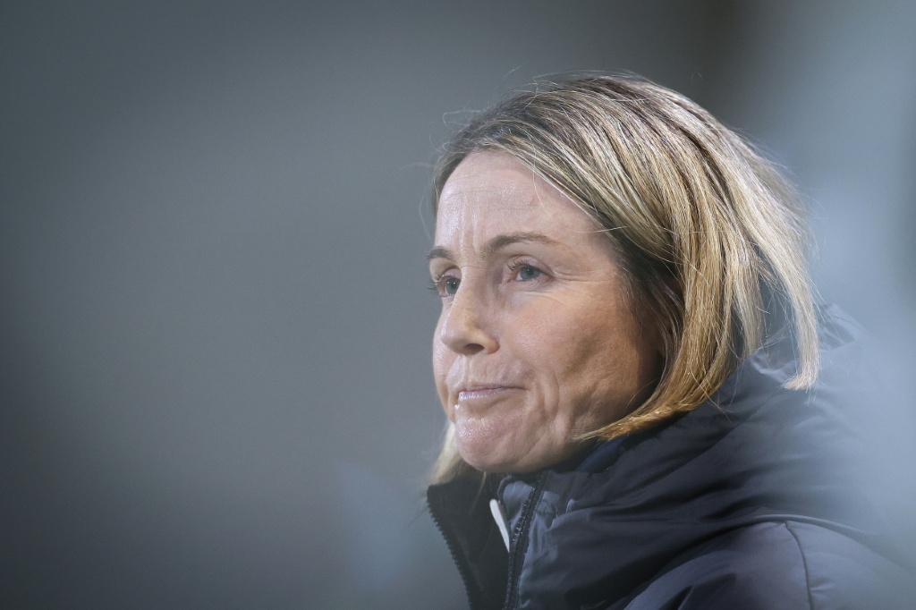 Bompastor Chelsea Kadin Takimi Teknik Direktörü Olarak Sözlesmesini Dususe Ragmen Uzatıyor