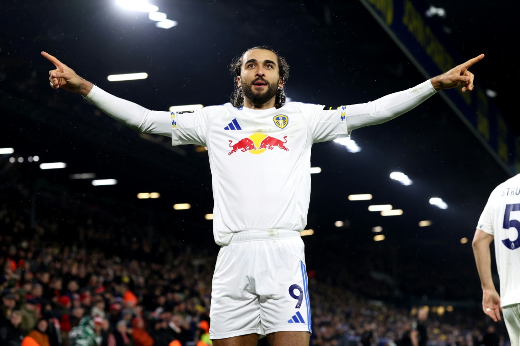 Il Leeds rafforza la corsa alla salvezza con la vittoria contro i rivali per la retrocessione Forest