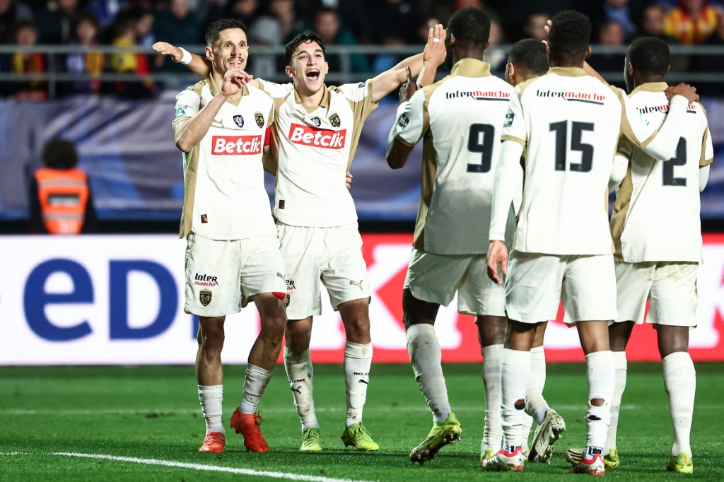 Ligue 1: Grâce à un mercato astucieux récent Lens confirme ses visées européennes