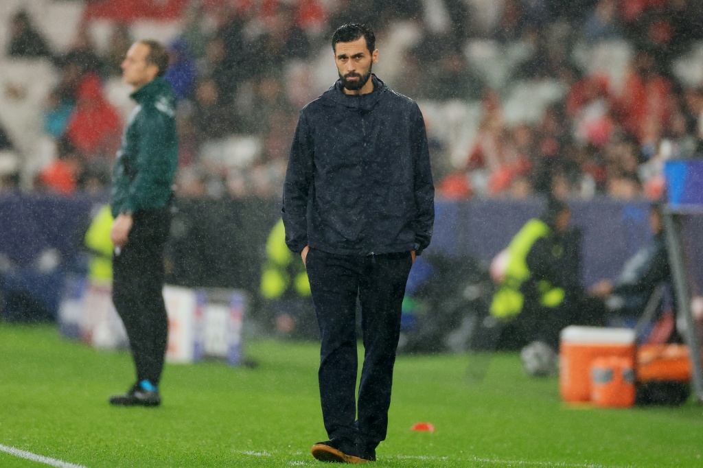 "Nadie comprende por qué aún no se resuelve", afirma Arbeloa en contra del Barça por el asunto Negreira