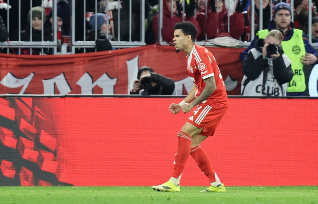 Luis Diaz'ın hat-tricki Bayern'i Hoffenheim'ı ezip liderliği altı puan öne çıkardı
