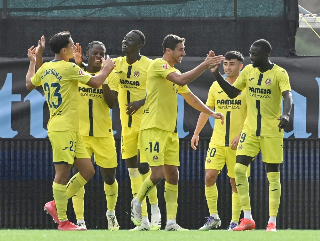 Villarreal aplasta 4-1 al Espanyol que arrastra problemas en LaLiga