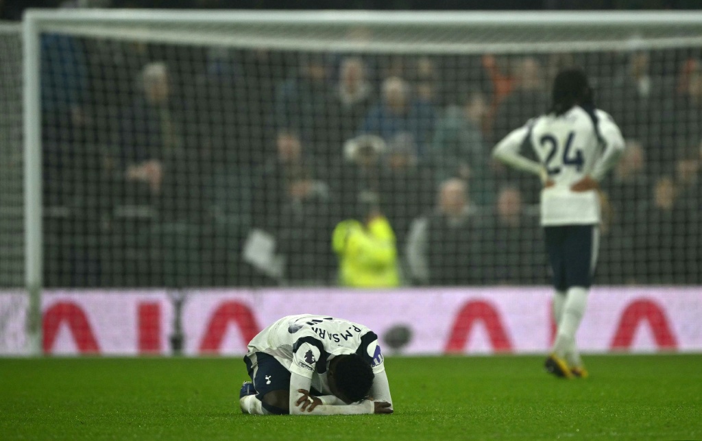 West Ham przerywa serie wygranych Manchesteru United Tottenham ląduje na szesnastym miejscu