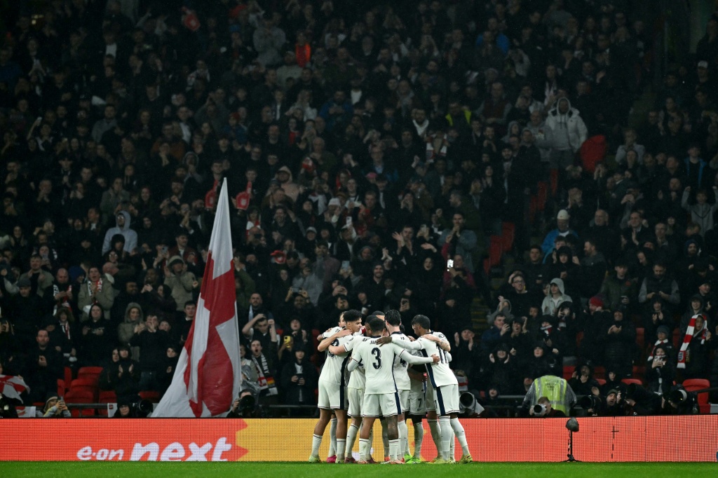 Seleção Inglesa Opta por Kansas City como Centro de Treinos na Copa do Mundo e Enfrentará Costa Rica em Amistoso