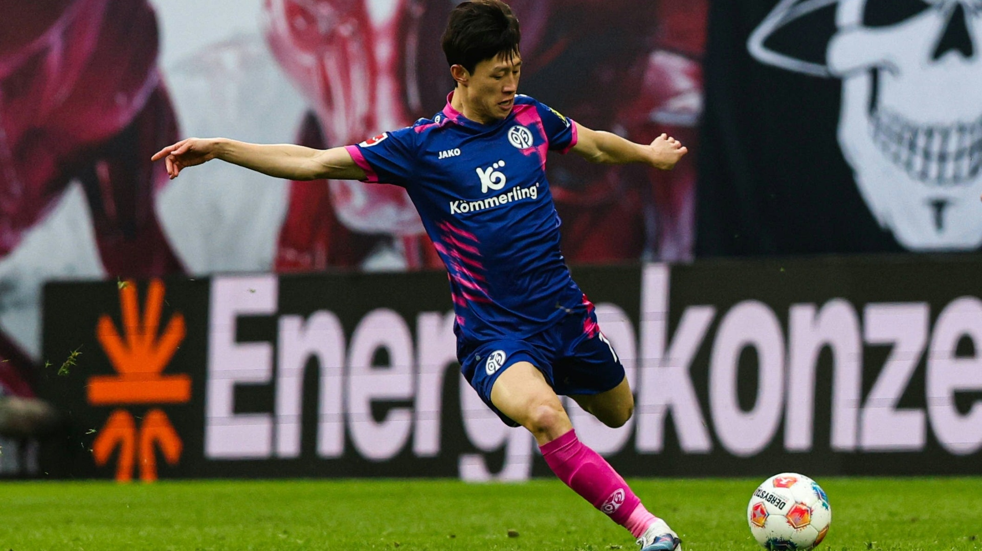 FSV Mainz 05 verlängert Vertrag mit Stürmer Jae-sung Lee