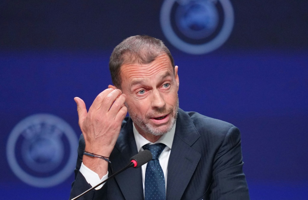 UEFA afasta-se da FIFA e recusa reintegração da Rússia