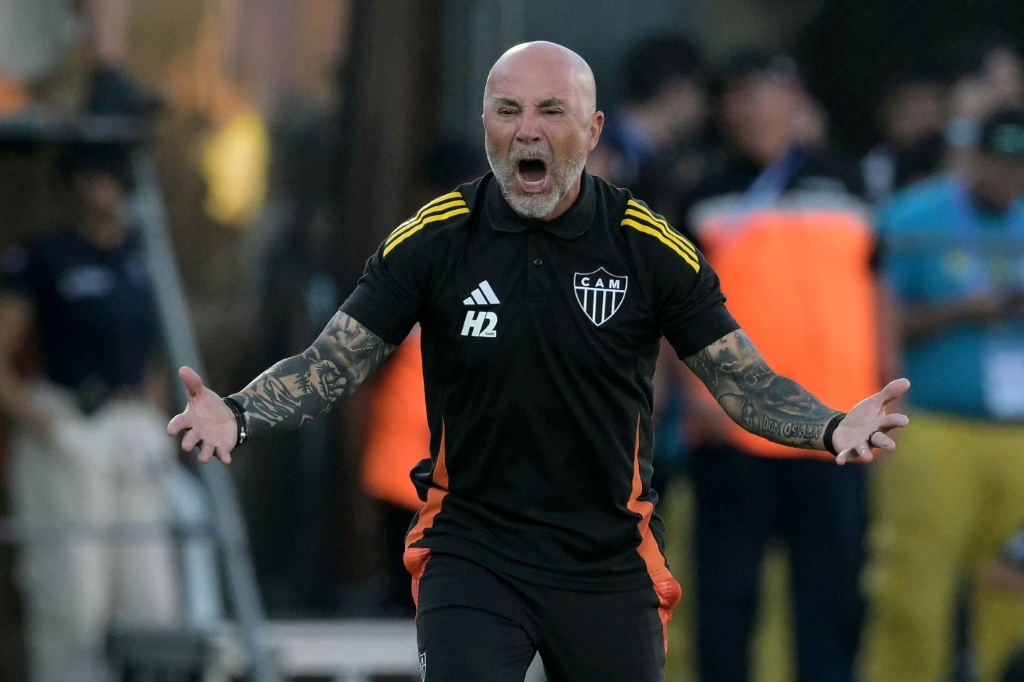 Atlético-MG anuncia demissão de Jorge Sampaoli