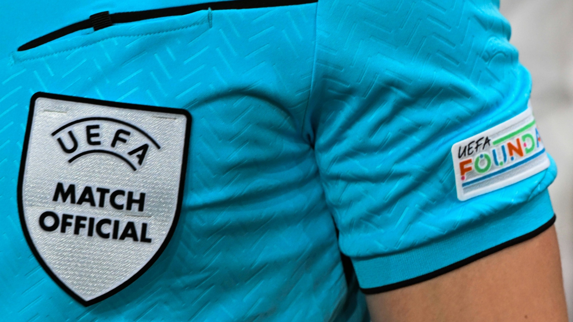 UEFA startet Auszeichnung fuer top Schiedsrichter Europas