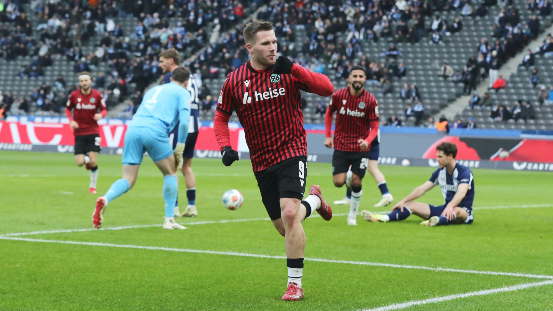 Zweiter Rang: Hannover gewinnt das Duell der Verfolger