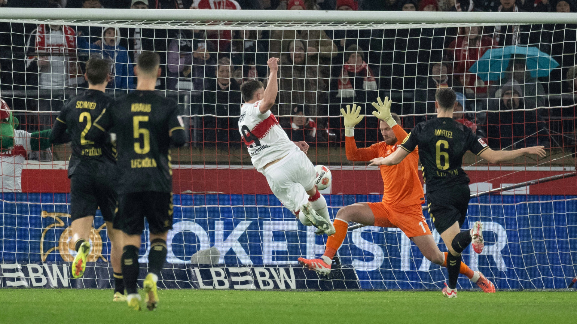 Streit um die Eliteklasse: VfB Stuttgart kehrt stark zurück