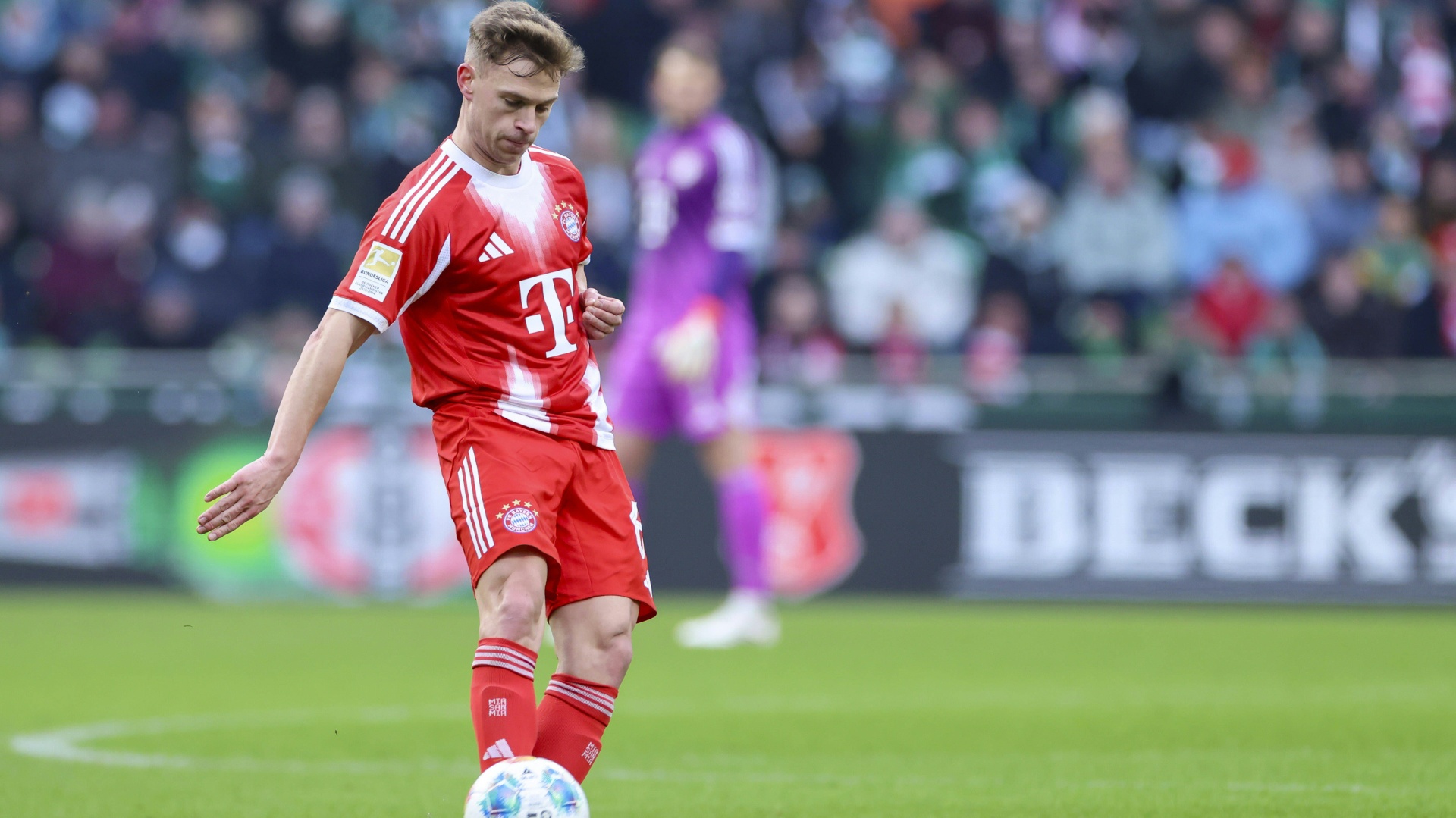 Schießduell: Kimmich hält Schritt mit Biathlon Star Bö