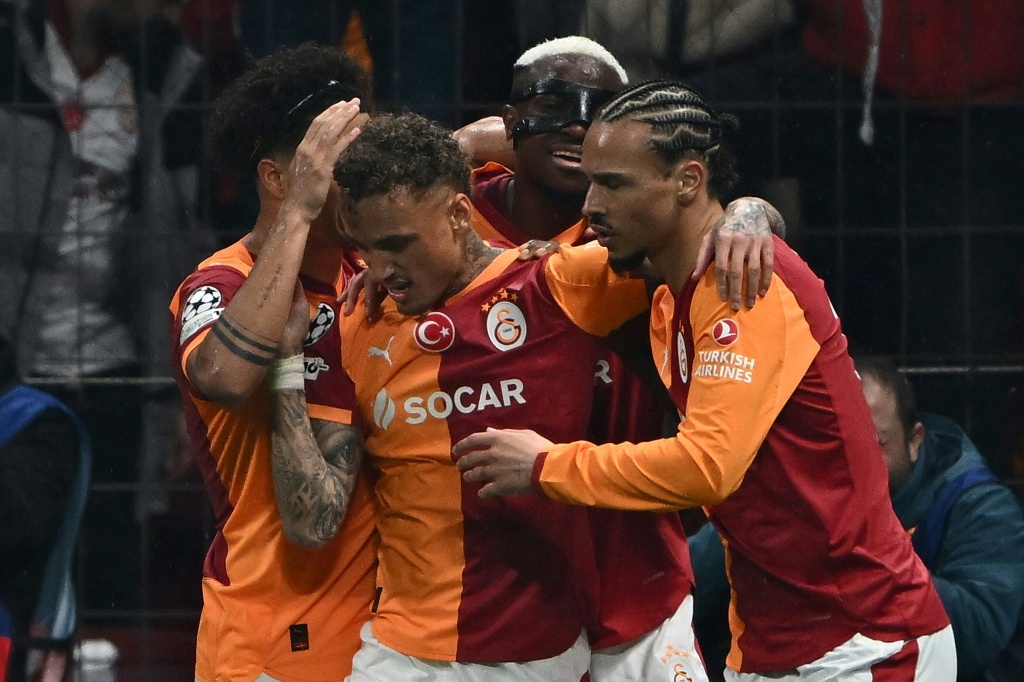Galatasaray Crush 10-Man Juventus in Champions League Playoff First Leg