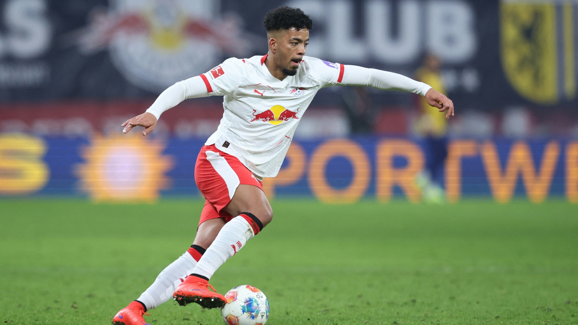 Henrichs: "Champions League muss unser Ziel sein"