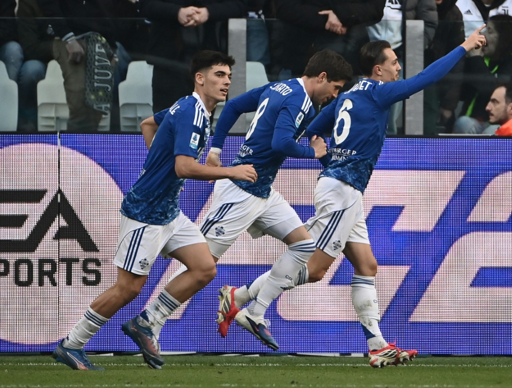 Mkhitaryan dan Akanji Bawa Inter Unggul 10 Poin di Serie A