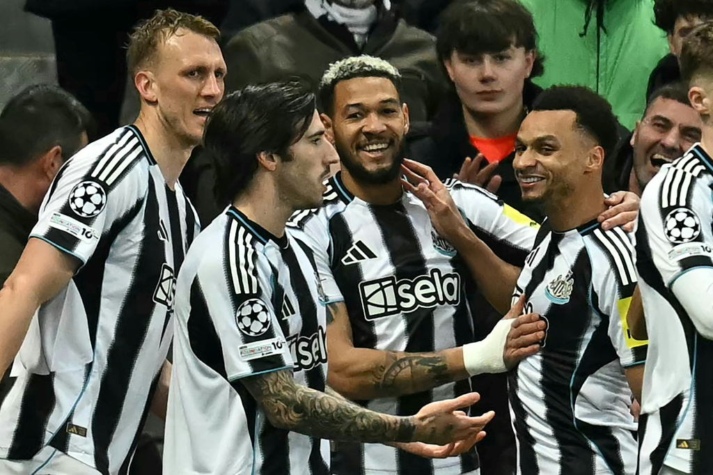 Newcastle derrota o Qarabag por 3-2 e avança às oitavas da Liga dos Campeões pela primeira vez